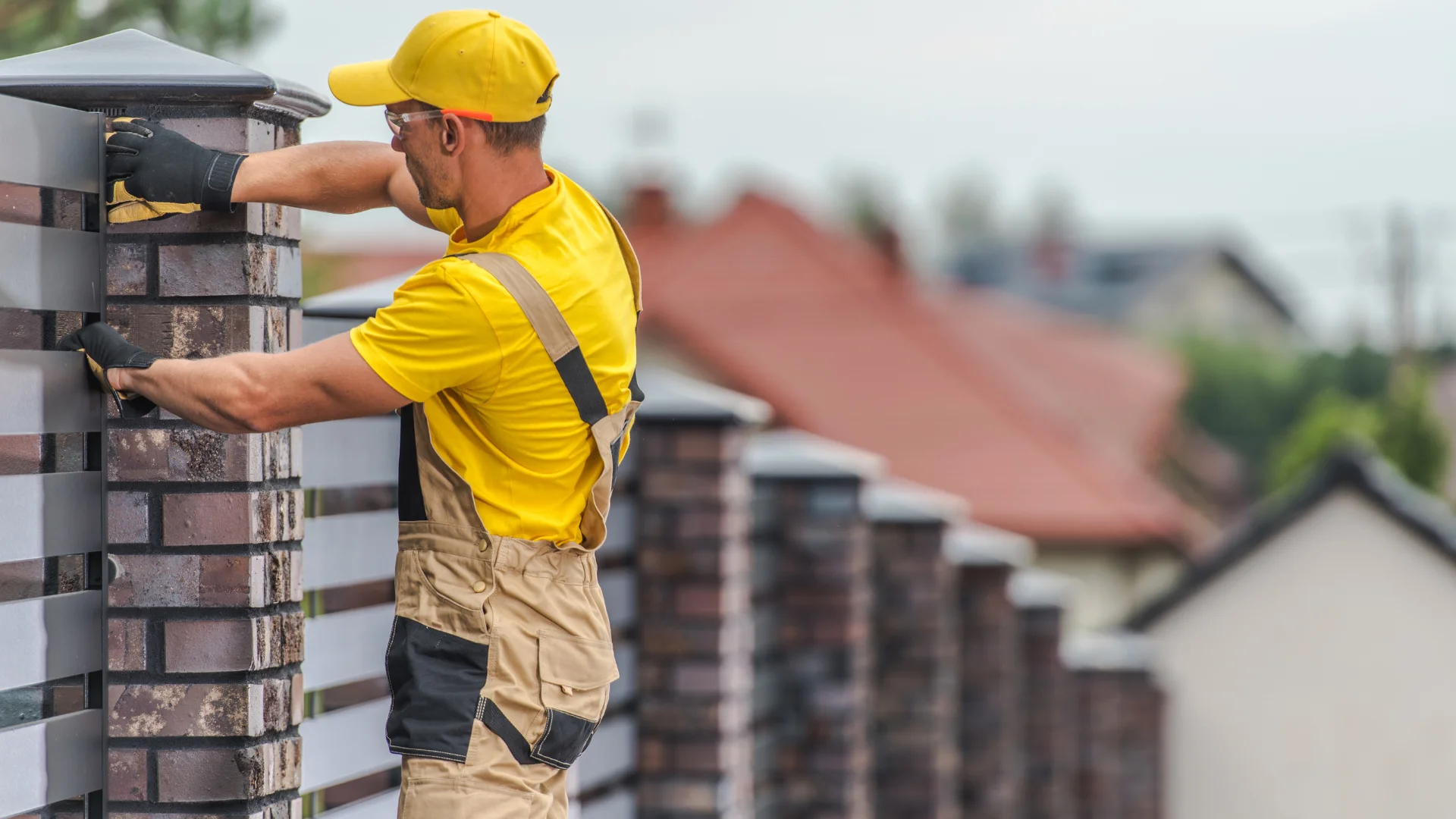 How to Construct a Fence Gate