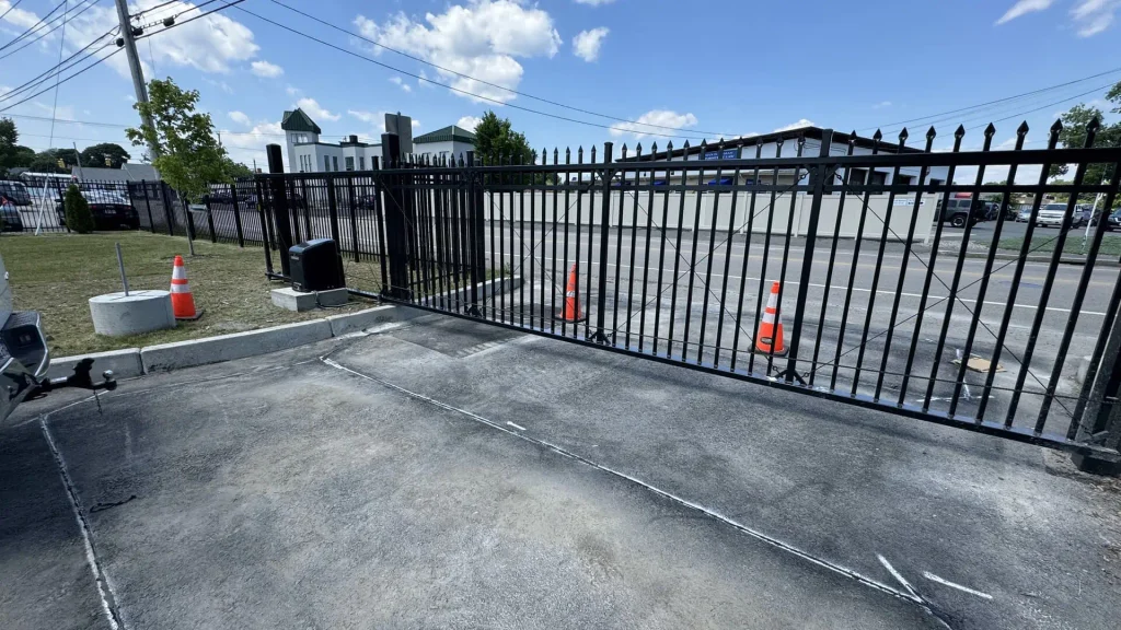 Gallery 28 Fence Crafter, LLC
