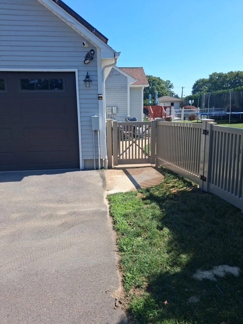 Gallery 83 Fence Crafter, LLC